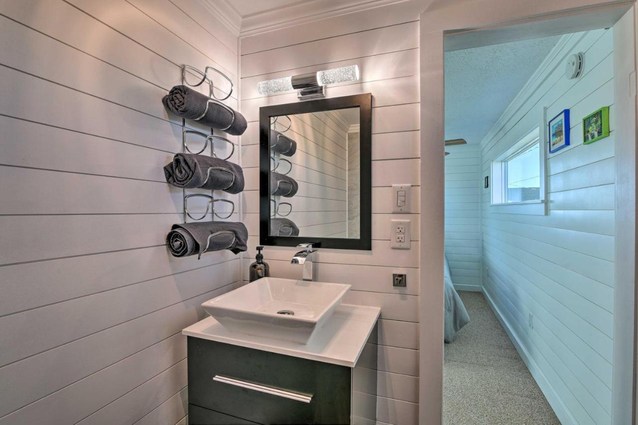 Open-Concept Cottage Less Than 1 Mi To Beach! Surfside Beach Eksteriør bilde